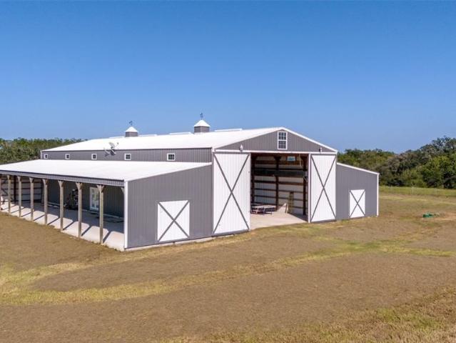 Land for sale in Waelder, Texas
