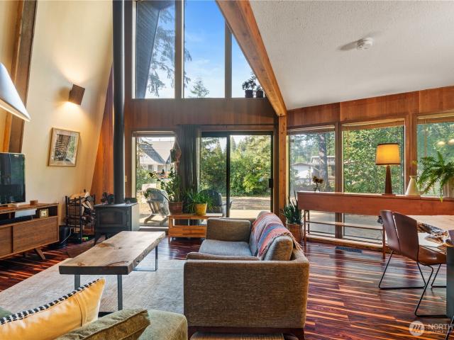 House for sale in Deming, Washington