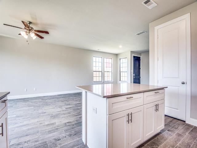 Townhouse for sale in Lewisville