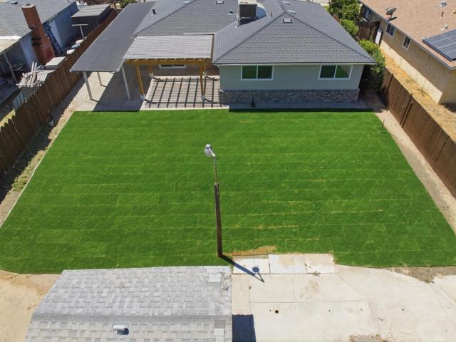 House for sale in Kingsburg, California