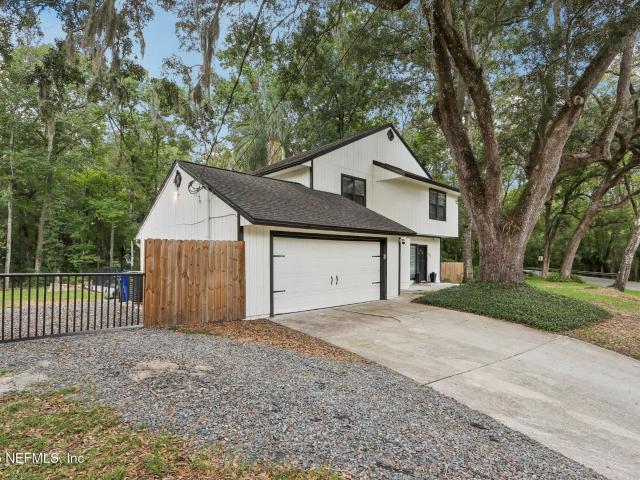 House for sale in Orange Park, Florida