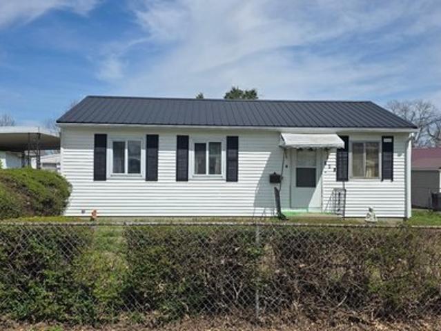 House for sale in Morganfield, Kentucky