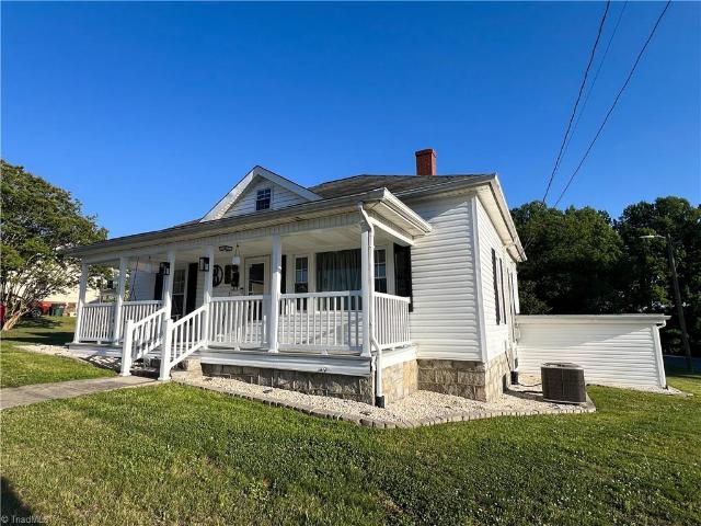 House for sale in Mount Airy, North Carolina