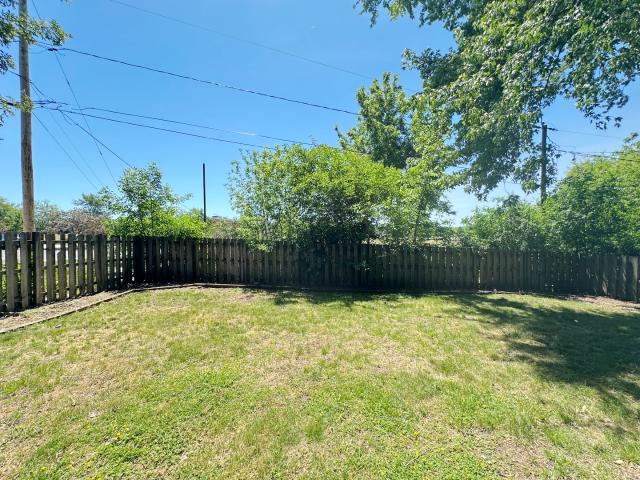 House for sale in Mchenry, Illinois