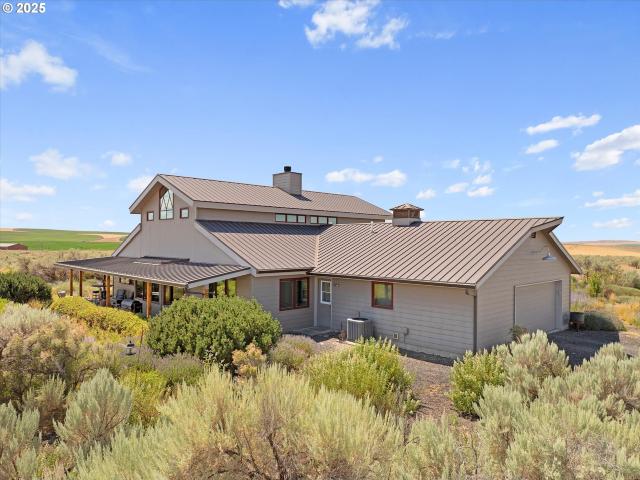 House for sale in Oregonia