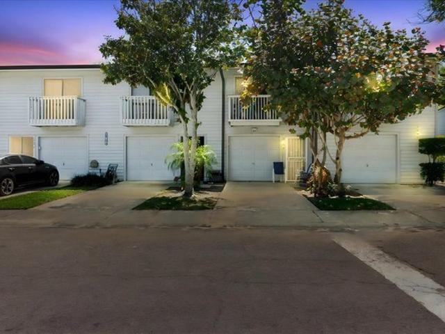 Townhouse for sale in Pinellas Park, Florida