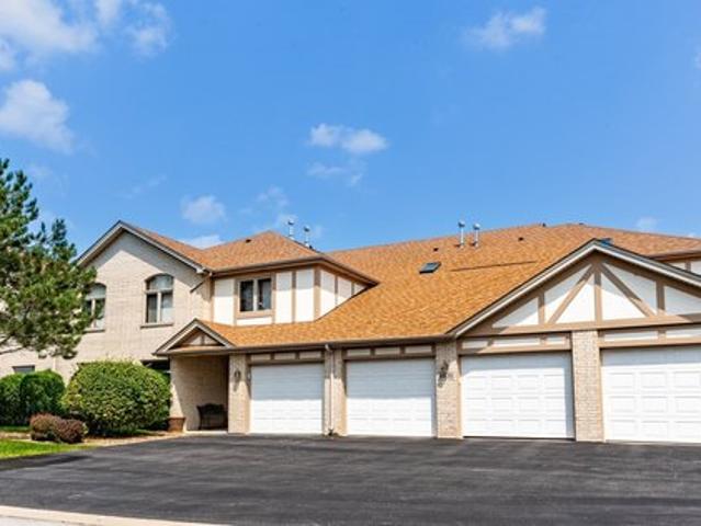 Condo for sale in Tinley Park, Illinois
