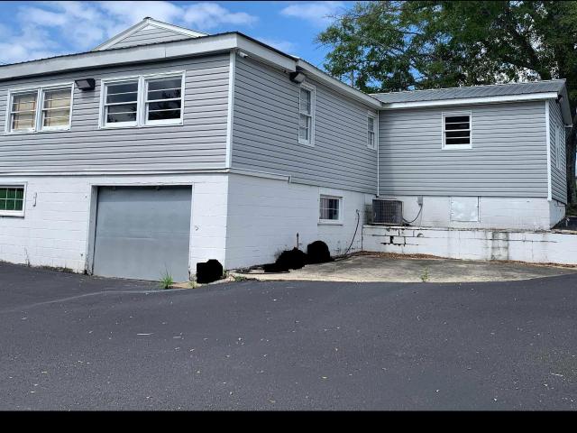 Commercial for sale in Albertville