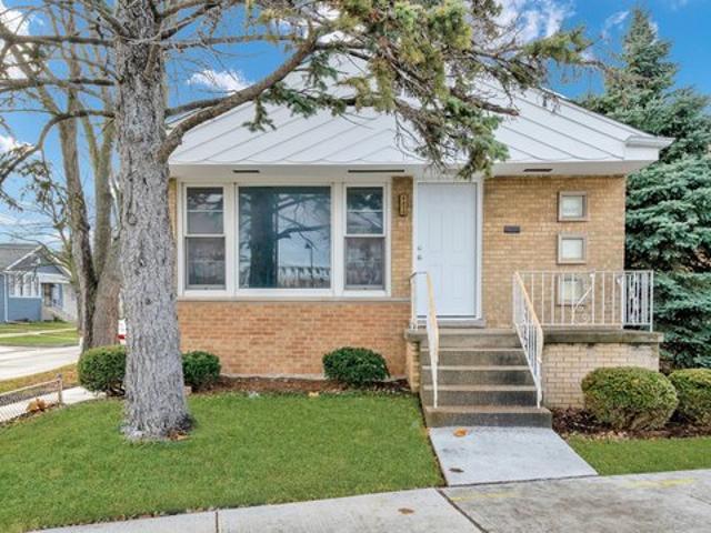 House for sale in Berwyn, Illinois