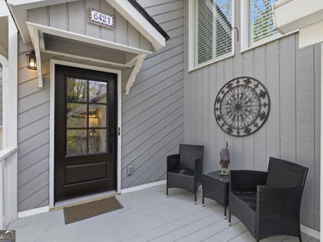 House for sale in Flowery Branch, Georgia