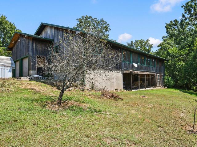 House for sale in Hartville, Missouri