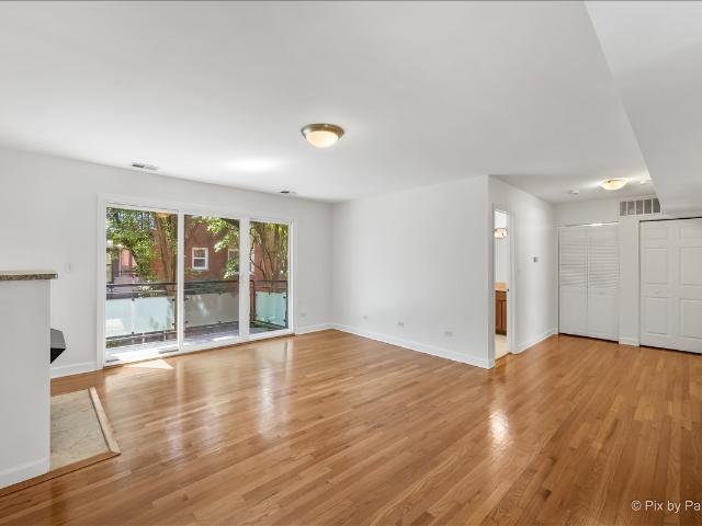 Condo for sale in Chicago Park, Illinois