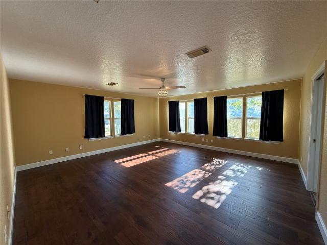 House for sale in Hitchcock, Texas