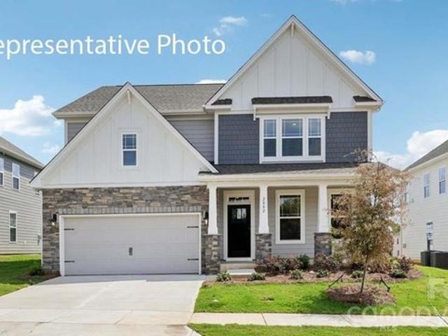 House for sale in Mecklenburg, North Carolina
