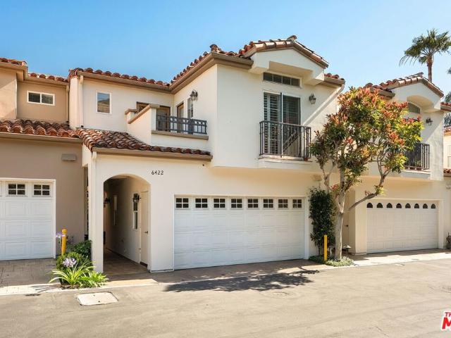 Townhouse for sale in Malibu, California