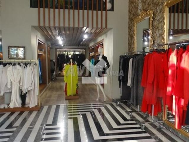 Local commercial vente à Anfa, Gharb-Chrarda-Beni Hssen