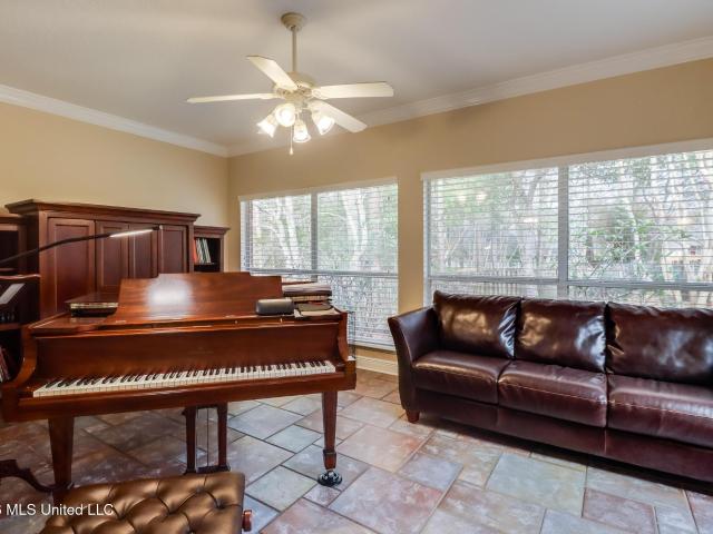 House for sale in Diamondhead, Mississippi