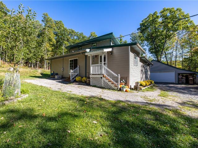 House for sale in Town of Bristol, Town of Canandaigua
