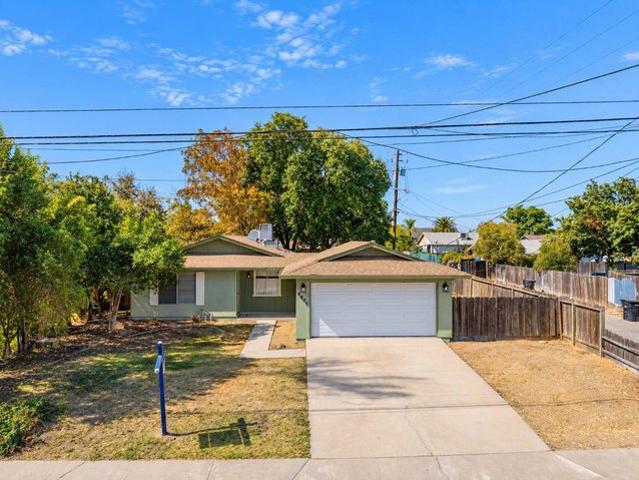 House for sale in Riverbank, Stanislaus County