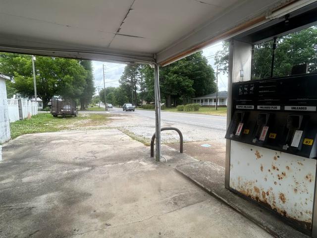 Commercial for sale in Tuscumbia, Alabama
