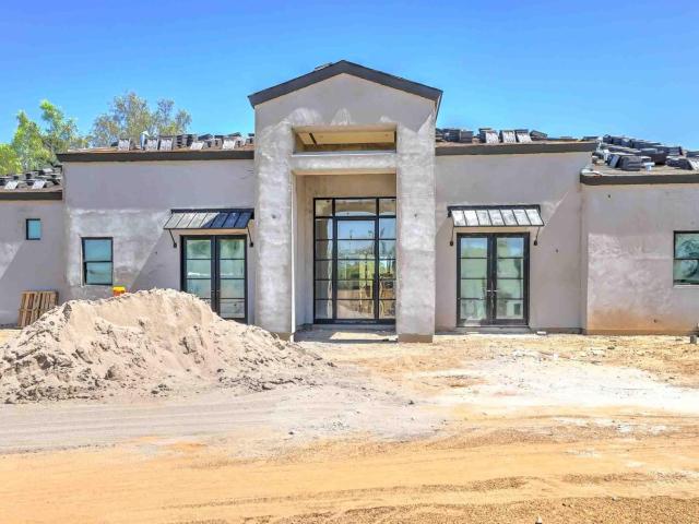 House for sale in Paradise Valley