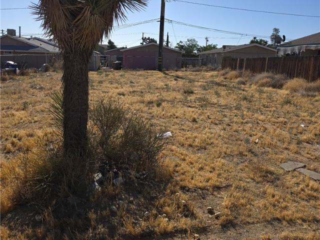 Land for sale in Yucca Valley, California