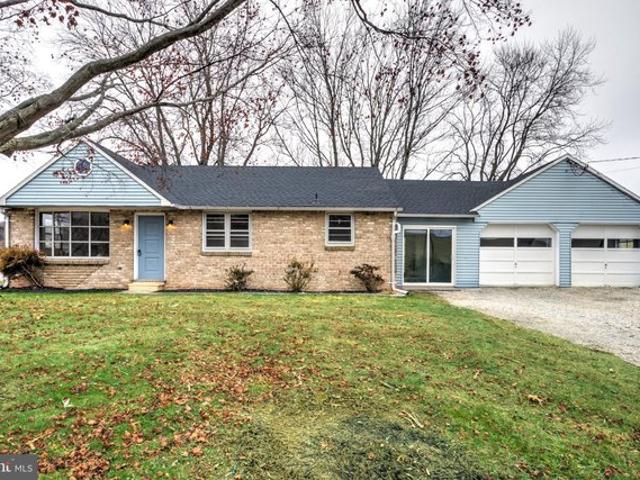 House for sale in Spring Grove, Pennsylvania