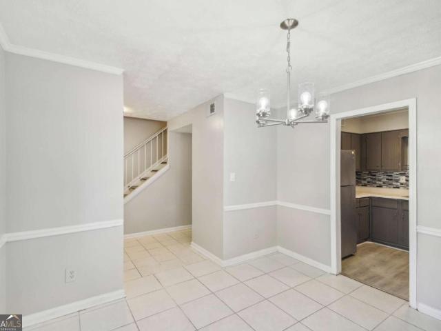 Townhouse for sale in Morrow