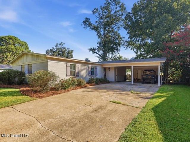 House for sale in Clinton, Mississippi