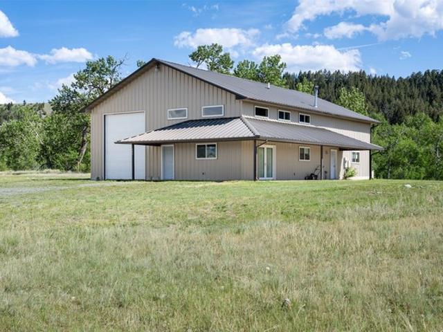 House for sale in Deer Lodge, Montana