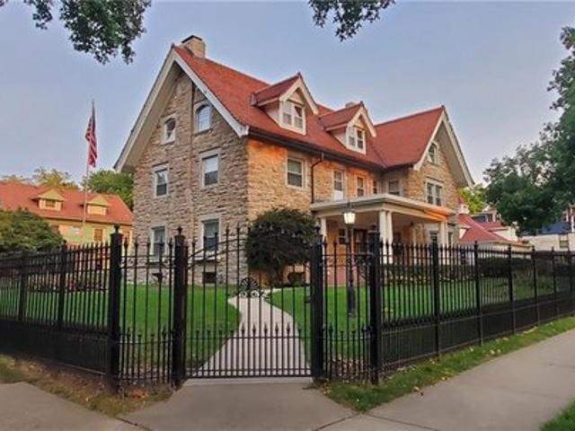 House for sale in Kansas City, Missouri
