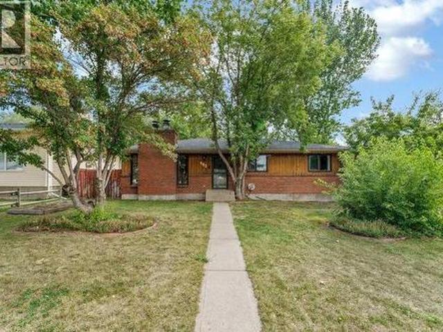 House for sale in Brooks, Alberta