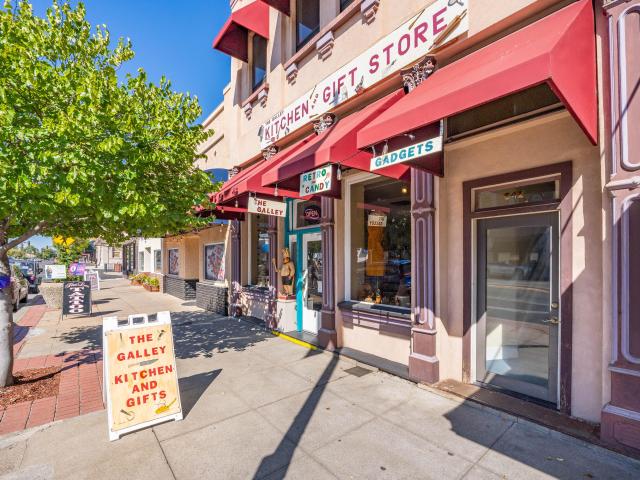 Commercial for sale in Red Bluff, California
