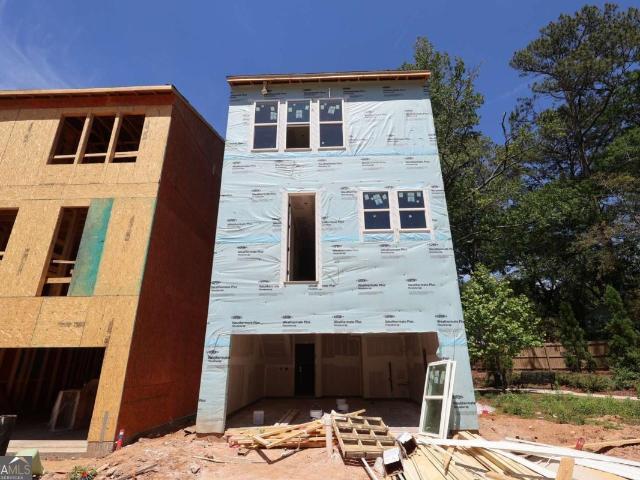 Townhouse for sale in Scottdale, Georgia