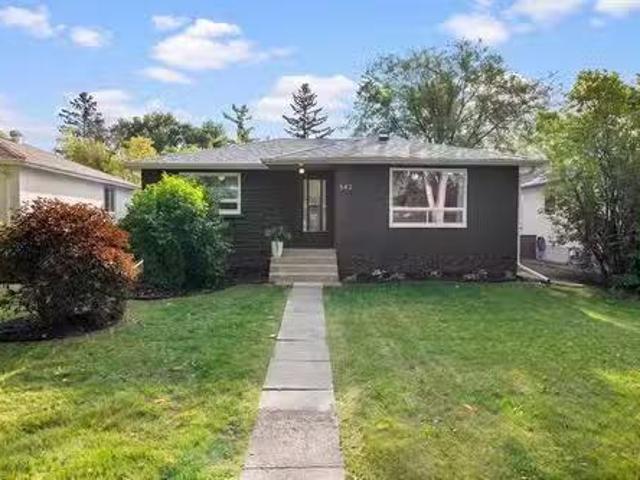 House for sale in East St. Paul, Manitoba