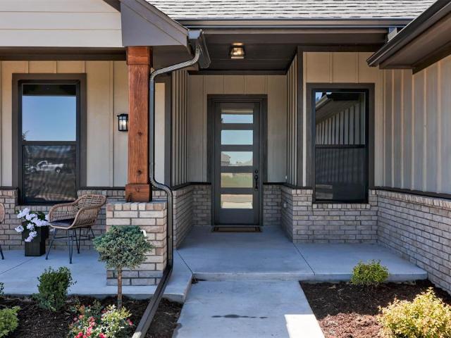 House for sale in Piedmont, Oklahoma