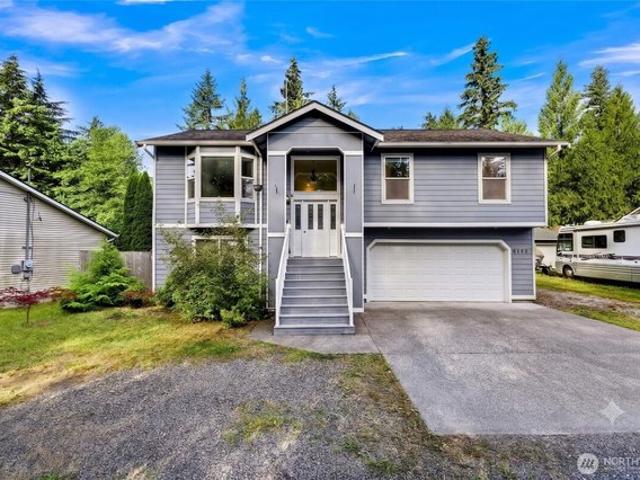 House for sale in Deming, Washington