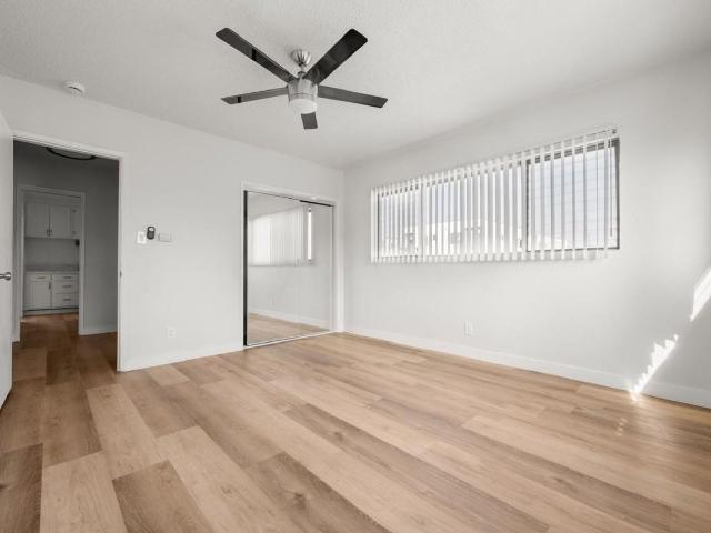 Apartment for rent in Canoga Park, California