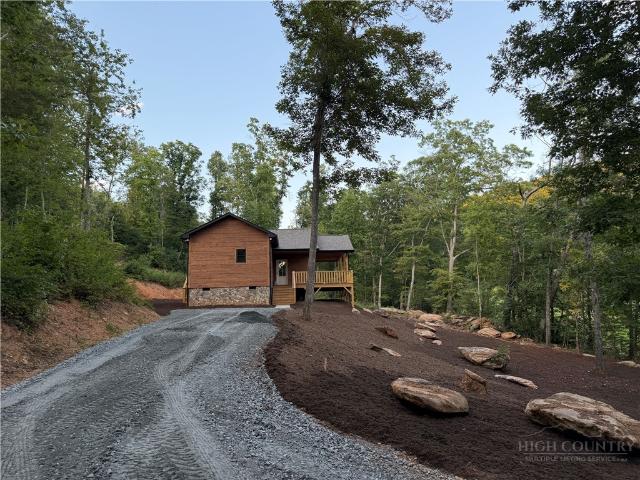 House for sale in Todd, North Carolina