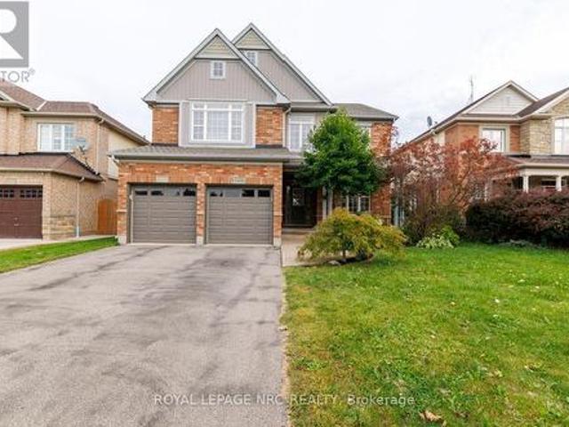 House for sale in Niagara Falls, Golden Horseshoe