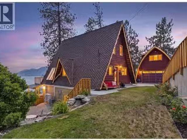 House for sale in Peachland, British Columbia
