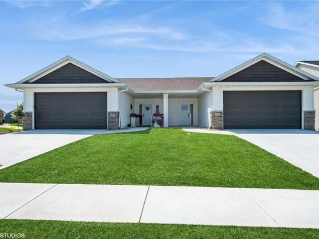 Condo for sale in Linn, Iowa