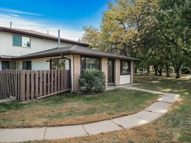 Townhouse for sale in Hennepin, Minnesota