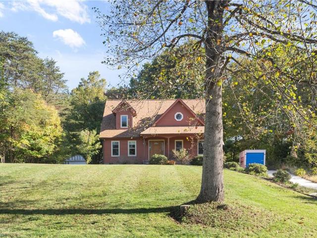 House for sale in Brinkley Estates, Walnut Cove