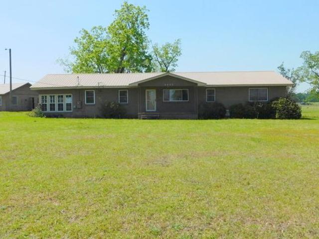 House for sale in Jay, Florida