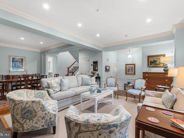 Condo for sale in The Cloisters at Charles Condominium, Towson