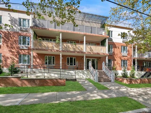 Condo for sale in Queens, Arverne