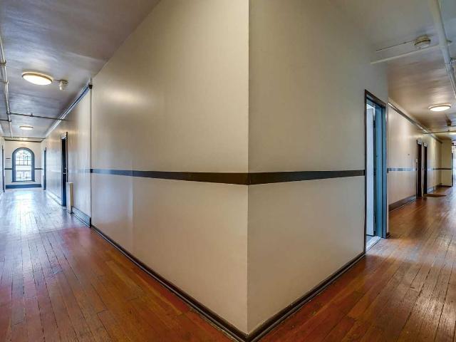 Apartment for rent in Canoga Park, California