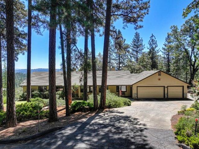 House for sale in Foresthill, California