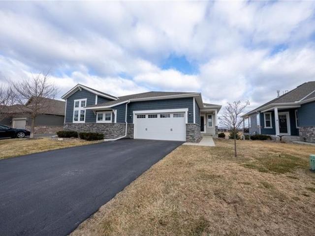 Townhouse for sale in Savage, Minnesota